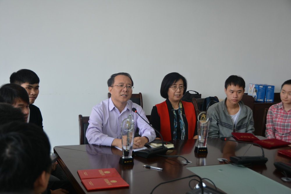 586a8ebc548db.jpg DSC_44651.jpg