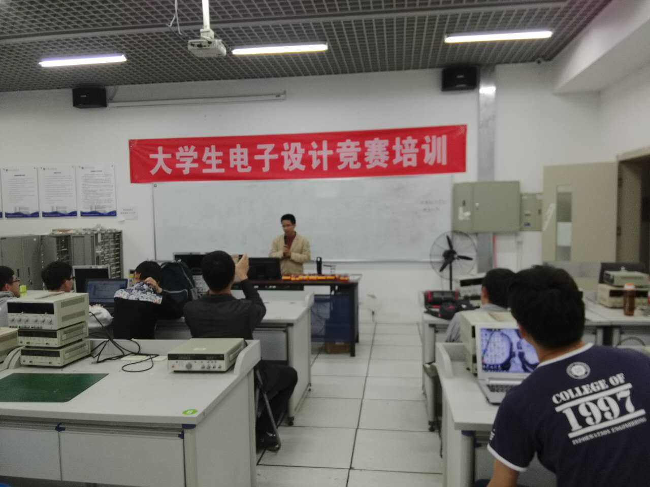 58c64485e2161.jpg 寒假培训梁老师讲解20170220.jpg
